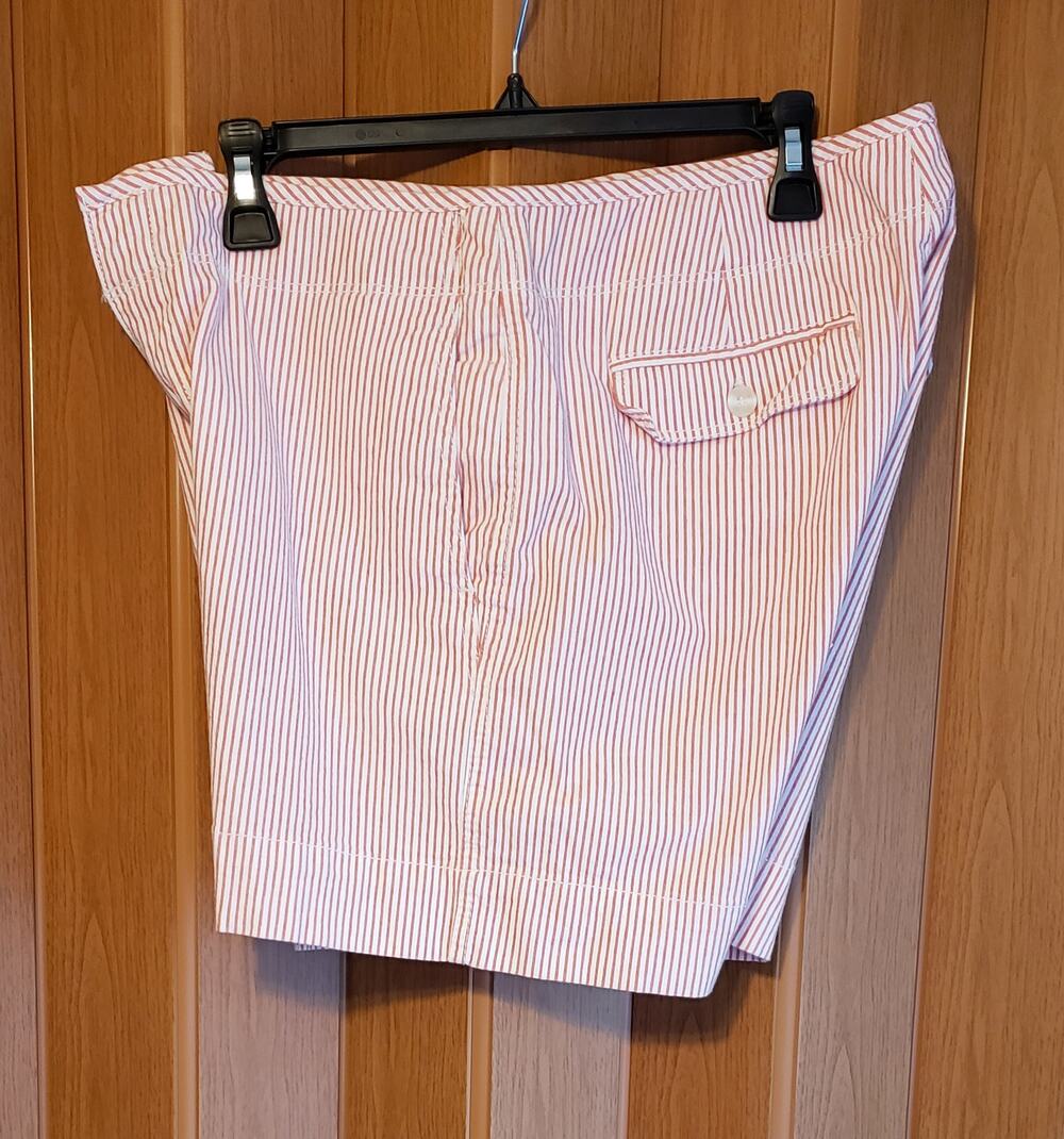 DOCKERS size 12 red & white boyfriend shorts
